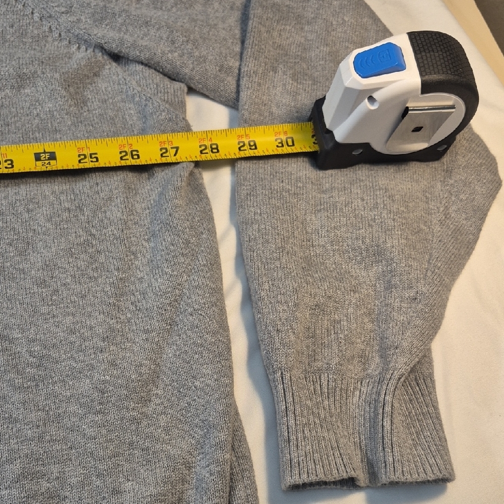 Duluth Trading Co Gray Zip Up Sweater - Picture 6 of 13